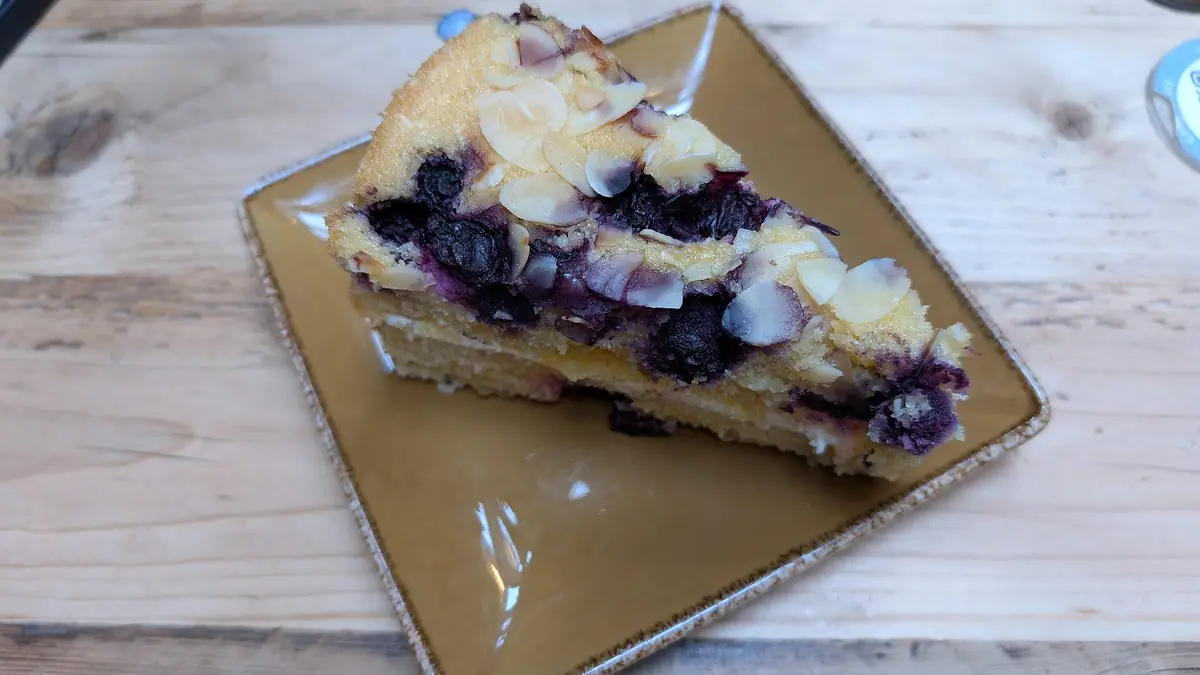 Studio Cakes – cake shop in Shirley town centre